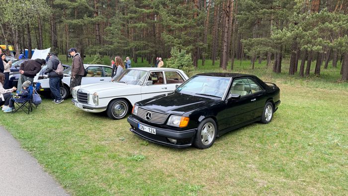 Mercedes-Benz 300 CE