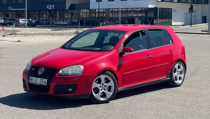 Volkswagen Golf GTI