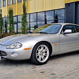 Jaguar XKR