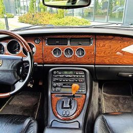 Jaguar XKR