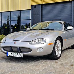 Jaguar XKR