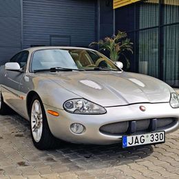 Jaguar XKR
