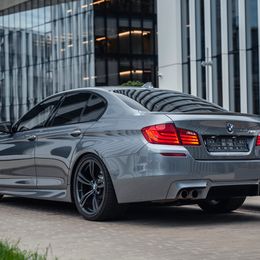 M5-f10-5.jpg