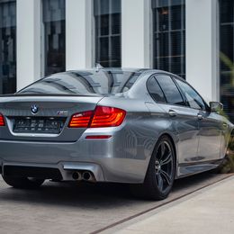 M5-f10-6.jpg
