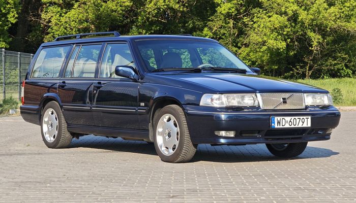 Volvo V90