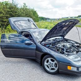 Nissan 300ZX.15.jpg