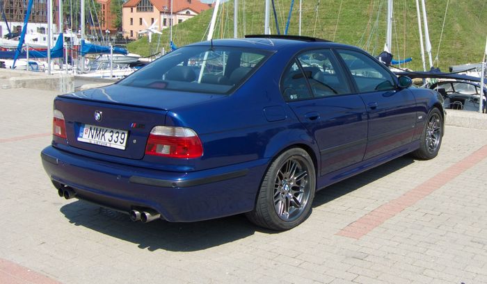 BMW M5