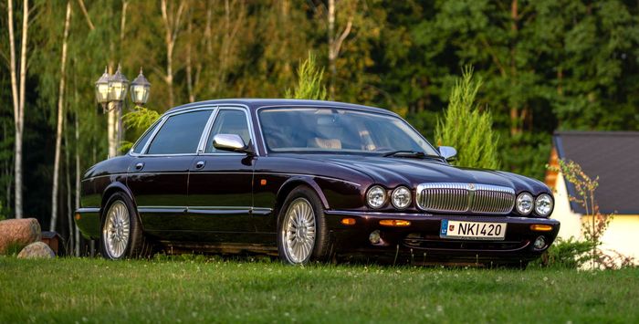 Daimler Super V8