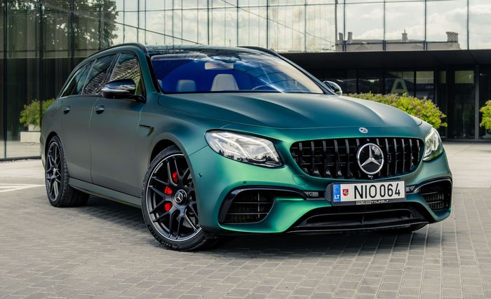 Mercedes-Benz AMG E 63 S