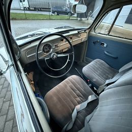 VW roolitaga.jpg