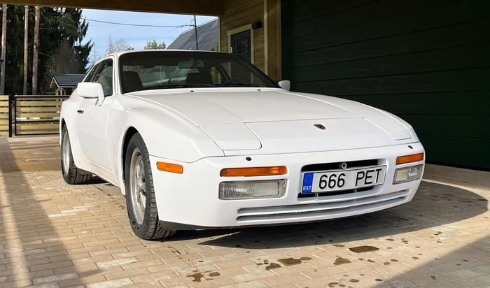 Porsche 944 Turbo